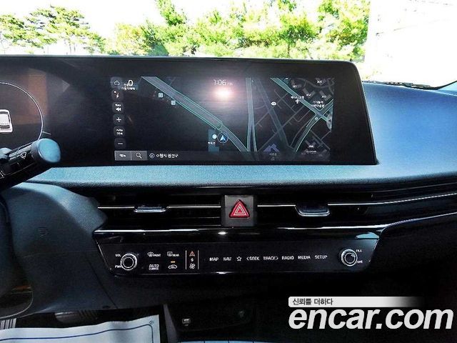 Kia EV6 2022 — photo 13