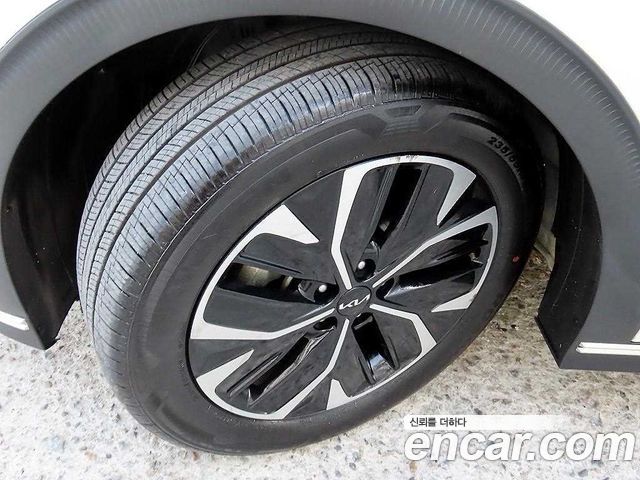 Kia EV6 2022 — photo 20