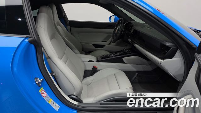 Porsche 911 2024 — photo 11
