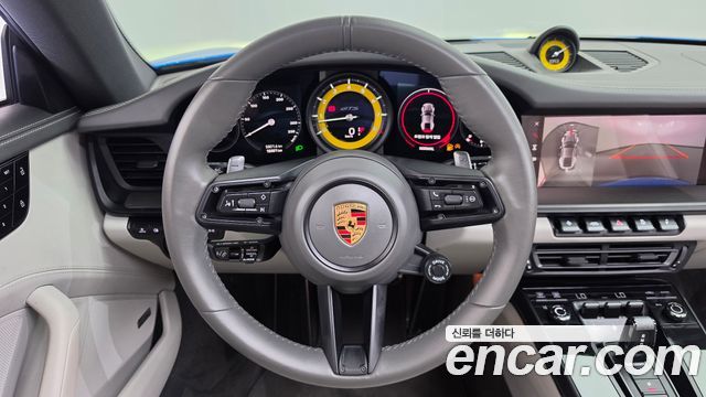 Porsche 911 2024 — photo 13
