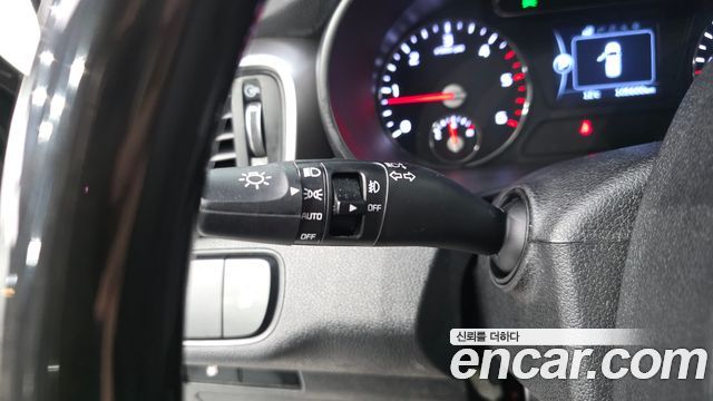 Kia Sorento 2015 — photo 28