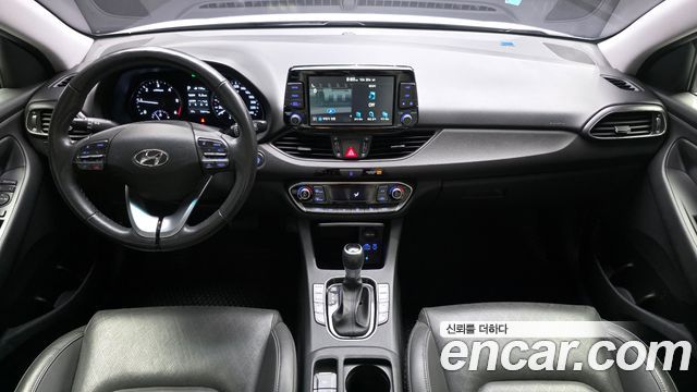 Hyundai i30 2017 — photo 7