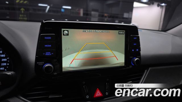 Hyundai i30 2017 — photo 15