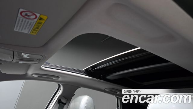 Hyundai i30 2017 — photo 18
