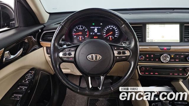 Kia K7 2016 — photo 19