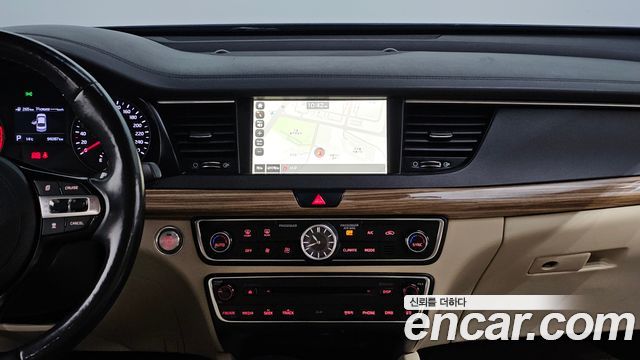 Kia K7 2016 — photo 20
