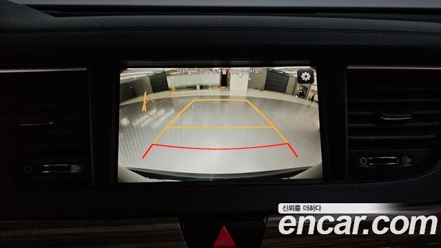 Kia K7 2016 — photo 21