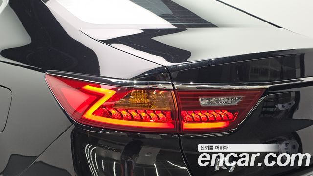 Kia K7 2016 — photo 9