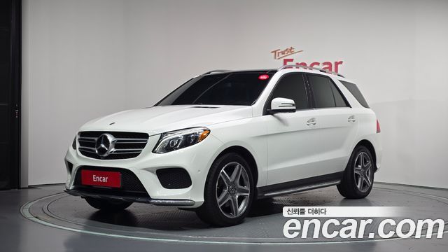 Mercedes-Benz GLE-Class 2018 — photo 1