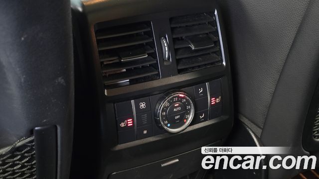 Mercedes-Benz GLE-Class 2018 — photo 19