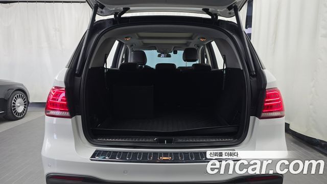 Mercedes-Benz GLE-Class 2018 — photo 20