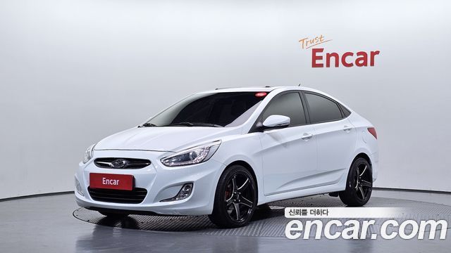 Hyundai Accent 2015 — photo 1