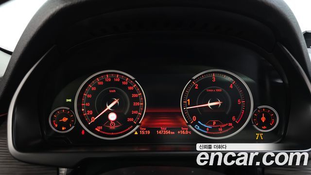 BMW X5 2017 — photo 11