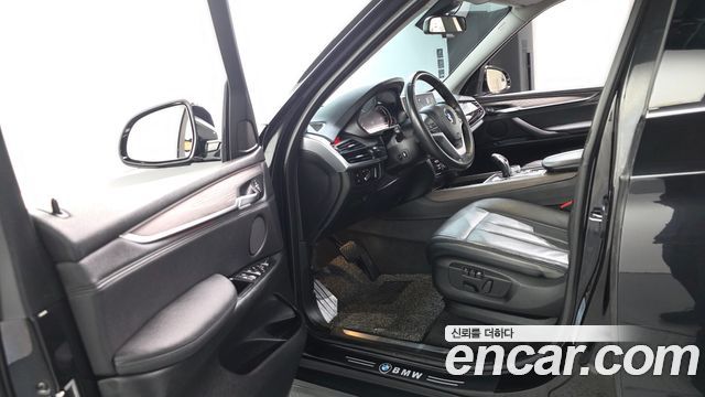 BMW X5 2017 — photo 13