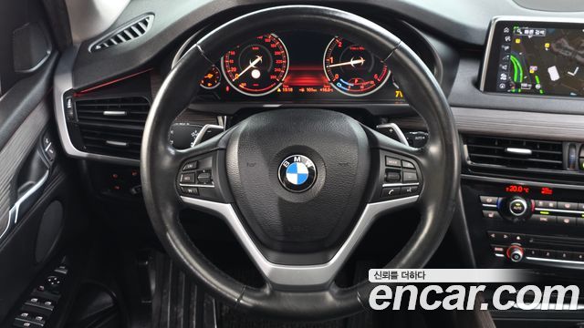 BMW X5 2017 — photo 19