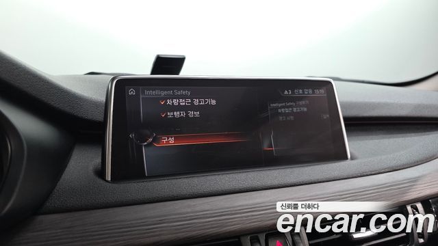 BMW X5 2017 — photo 22