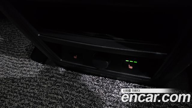 BMW X5 2017 — photo 25