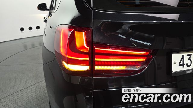 BMW X5 2017 — photo 9