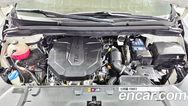 Kia Canival 2021 — photo 19
