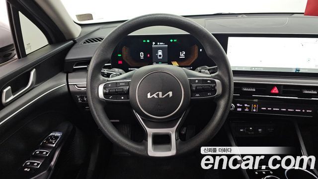 Kia K5 2024 — photo 19