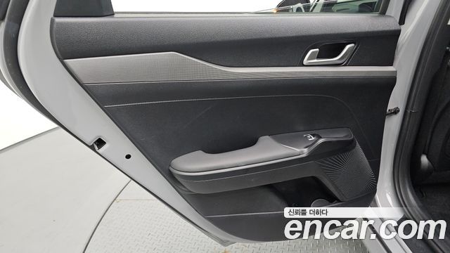 Kia K5 2024 — photo 15