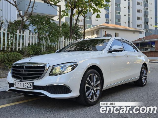 Mercedes-Benz E-Class 2020 — photo 1