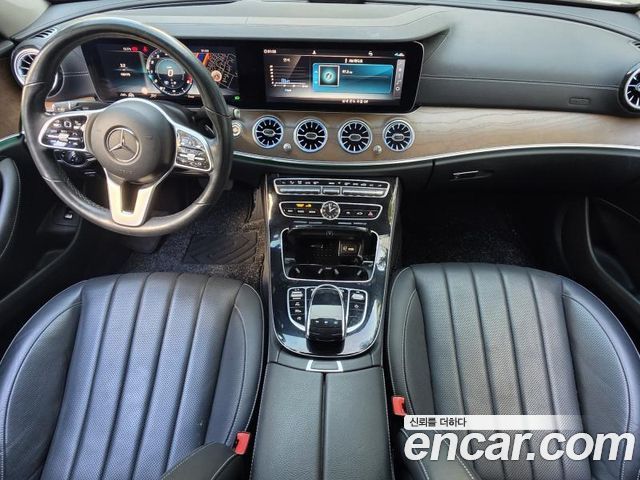 Mercedes-Benz E-Class 2020 — photo 7