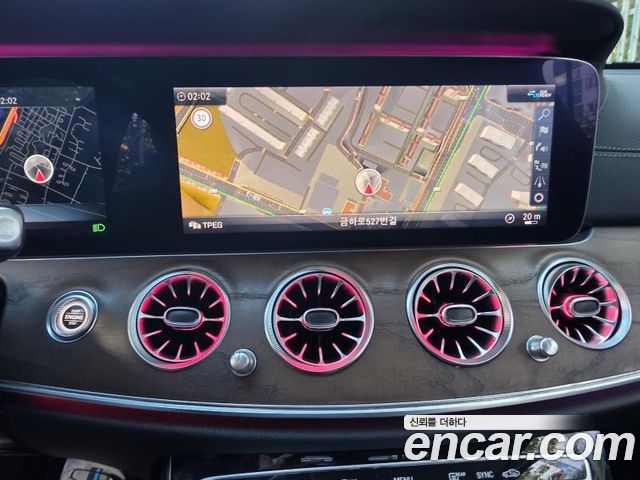 Mercedes-Benz E-Class 2020 — photo 14