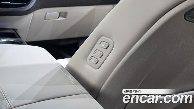 Kia K8 2023 — photo 22