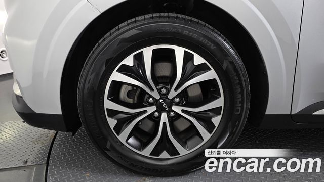 Kia Canival 2022 — photo 5