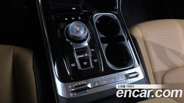 Kia Canival 2022 — photo 9