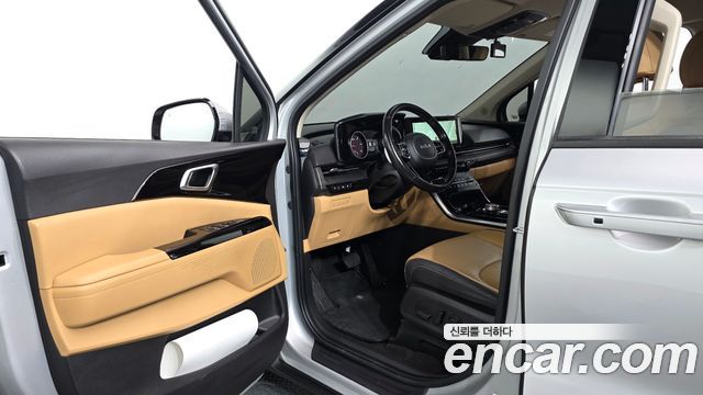 Kia Canival 2022 — photo 10