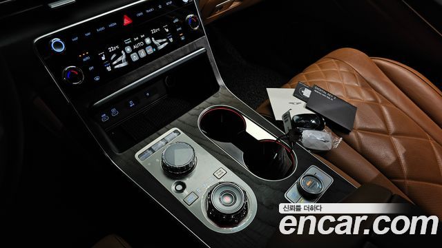 Genesis GV80 2024 — photo 12