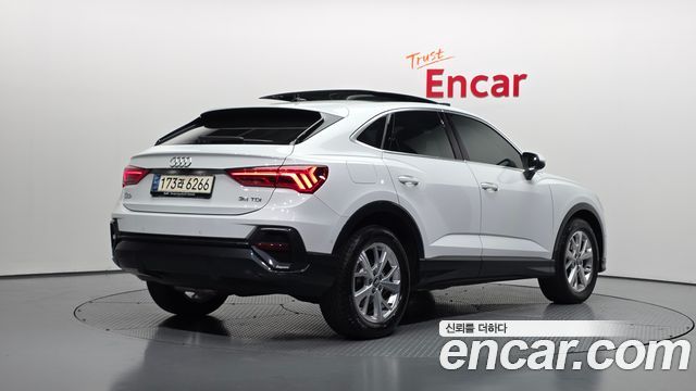 Audi Q3 2020 — photo 2