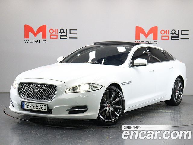 Jaguar XJ 2014 — photo 2