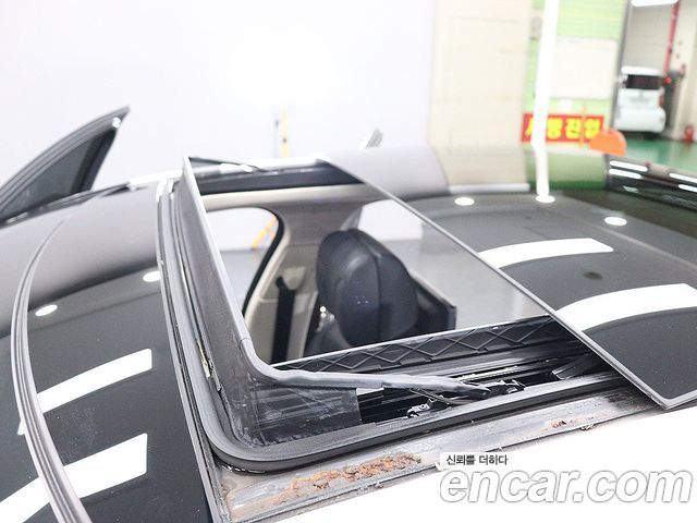 Jaguar XJ 2014 — photo 14