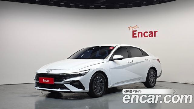 Hyundai AVANTE 2024 — photo 1