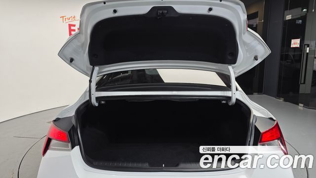 Hyundai AVANTE 2024 — photo 20