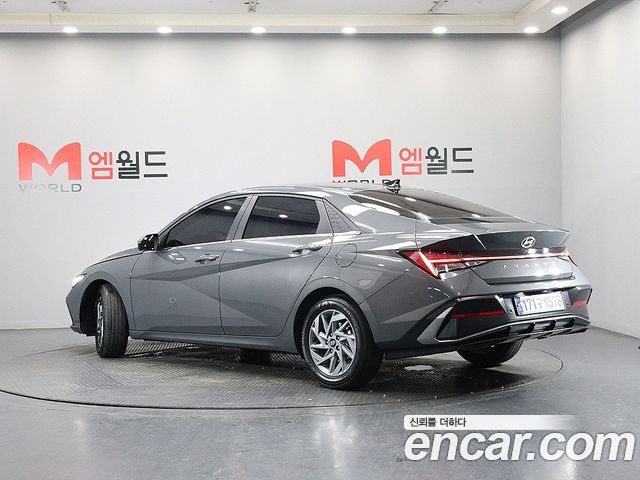 Hyundai AVANTE 2025 — photo 4