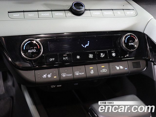 Hyundai AVANTE 2025 — photo 17