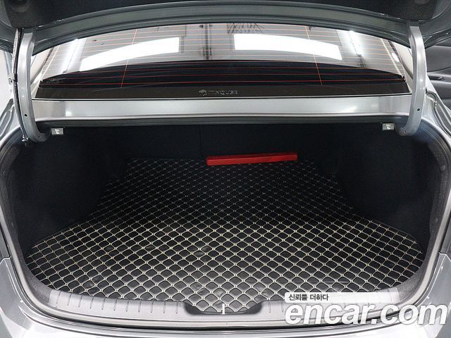 Hyundai AVANTE 2025 — photo 20
