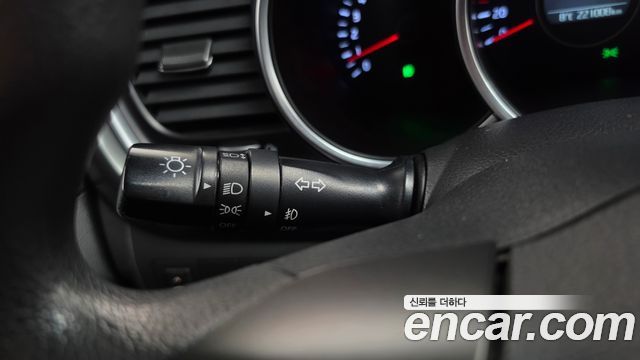 Kia K5 2015 — photo 18