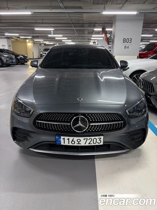 Mercedes-Benz E-Class 2023 — photo 1
