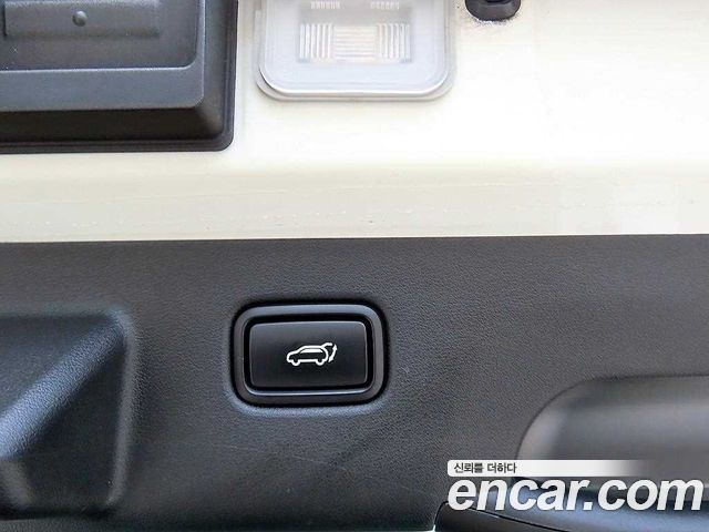 Kia EV6 2022 — photo 17