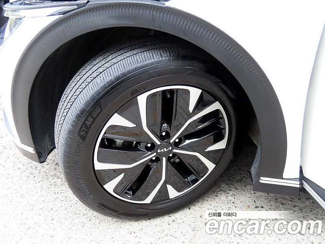 Kia EV6 2022 — photo 20