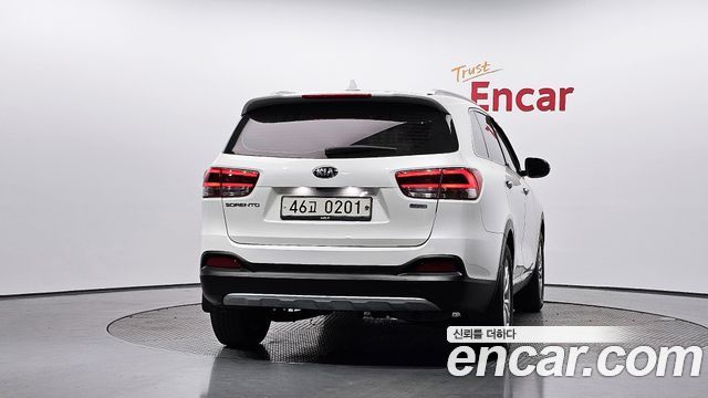 Kia Sorento 2017 — photo 4