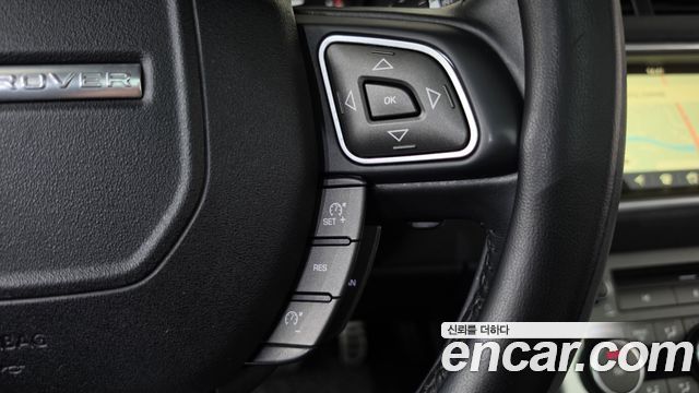 Land Rover Range Rover Evoque 2018 — photo 17