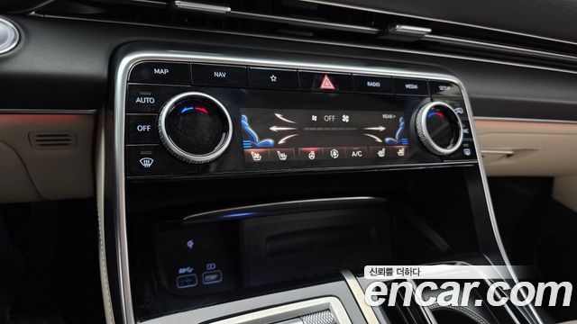 Genesis GV80 2021 — photo 25