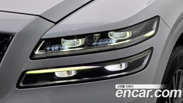 Genesis GV80 2021 — photo 8