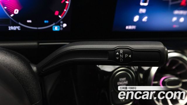 Mercedes-Benz GLA-Class 2026 — photo 19